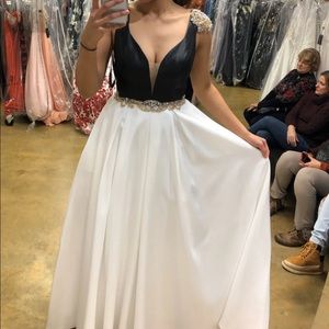 Stunning Black and White Prom Dress